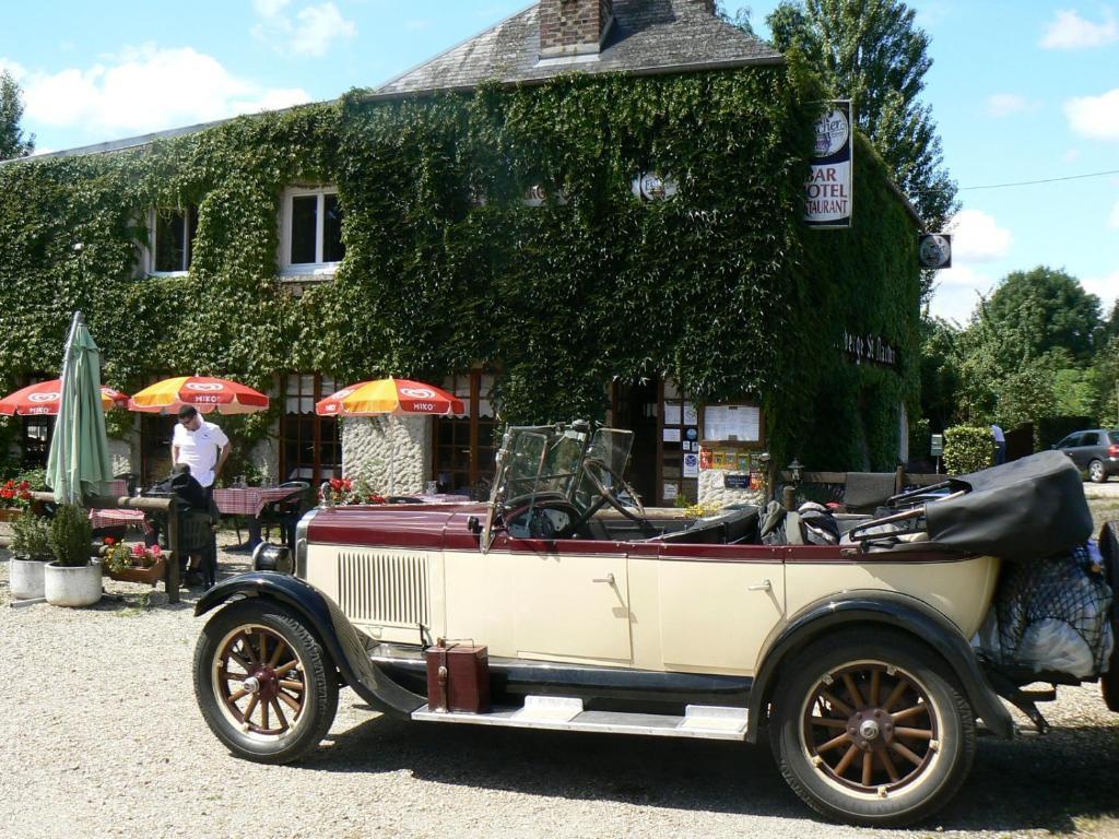 Logis Hotel Restaurant Auberge Saint Martin Surville  Exterior foto